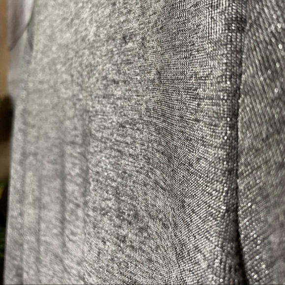 Was💲15! EUC Jennifer Lopez sparkly silver ruched wrap top women’s medium - Picture 7 of 16